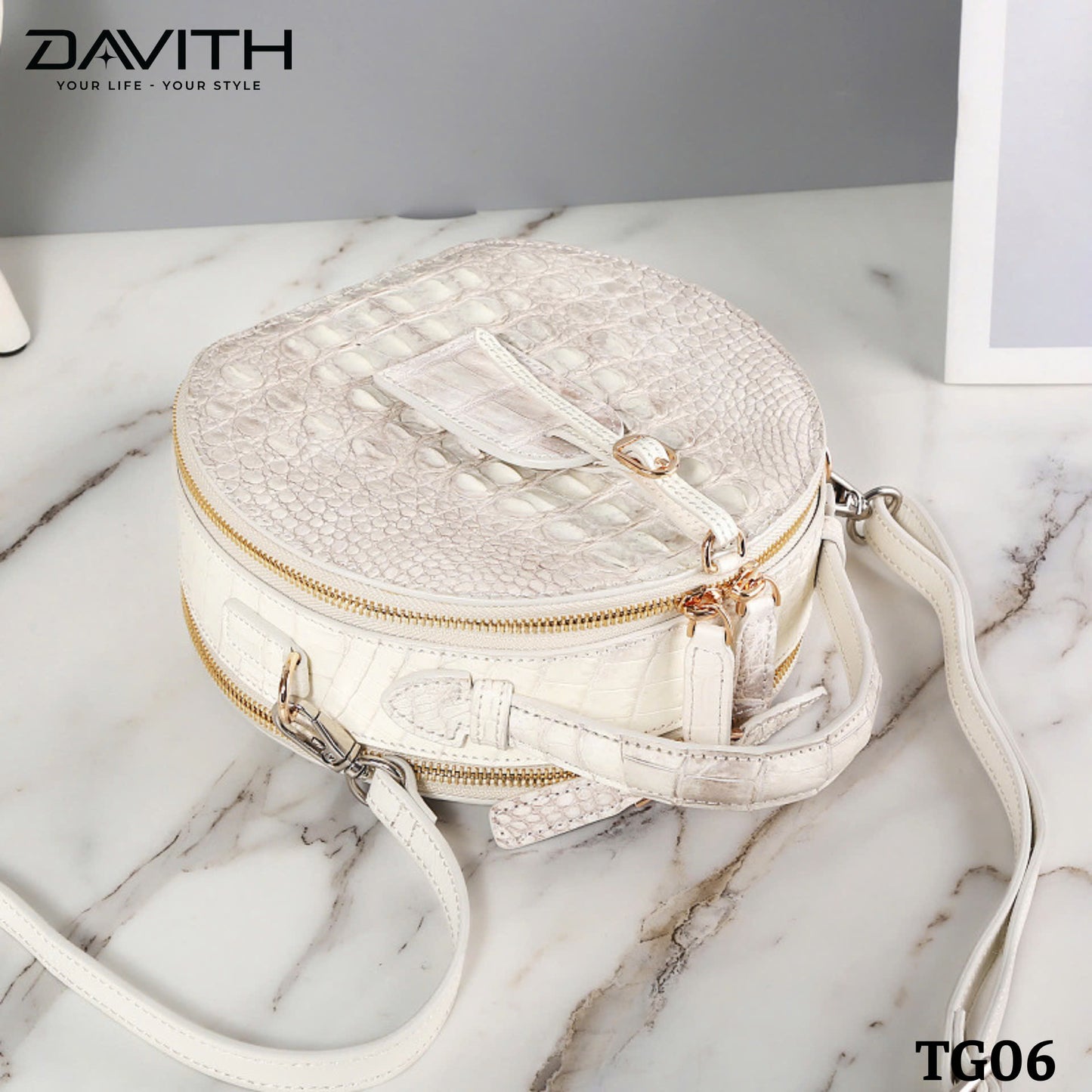 High-end women's crocodile hump leather handbag in albino white - TG06